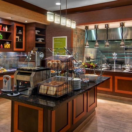 Hilton Garden Inn Фарго Екстериор снимка