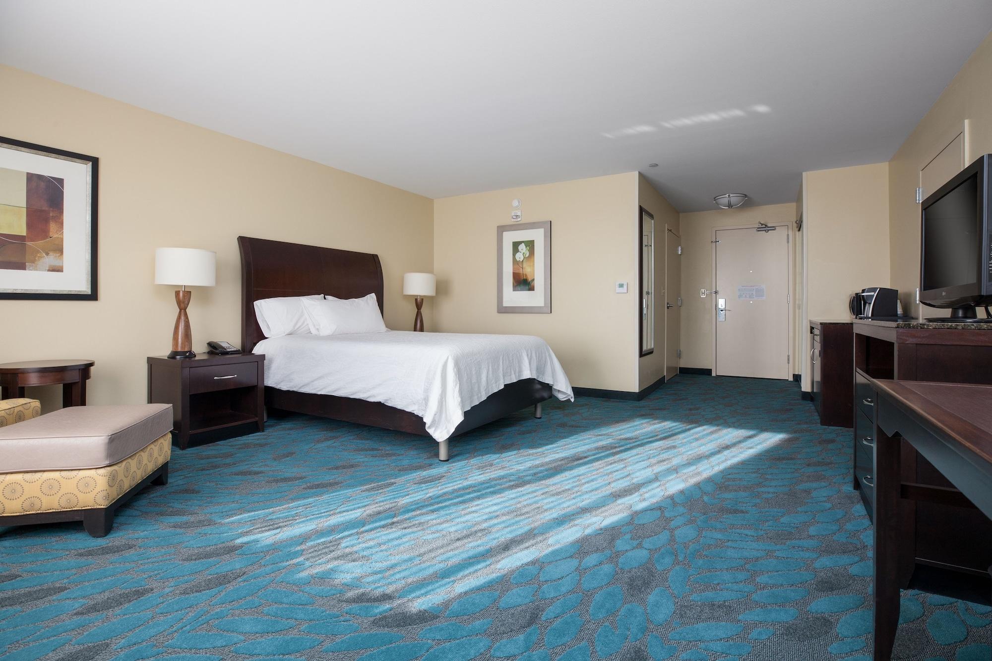 Hilton Garden Inn Фарго Екстериор снимка