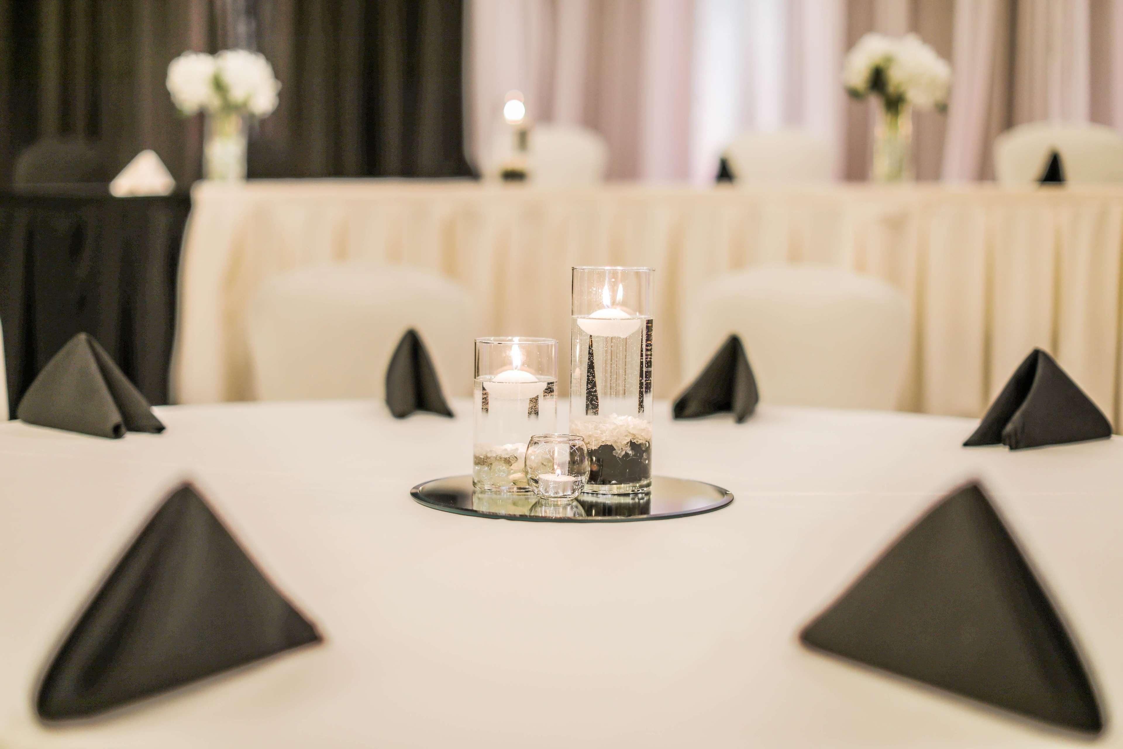 Hilton Garden Inn Фарго Екстериор снимка