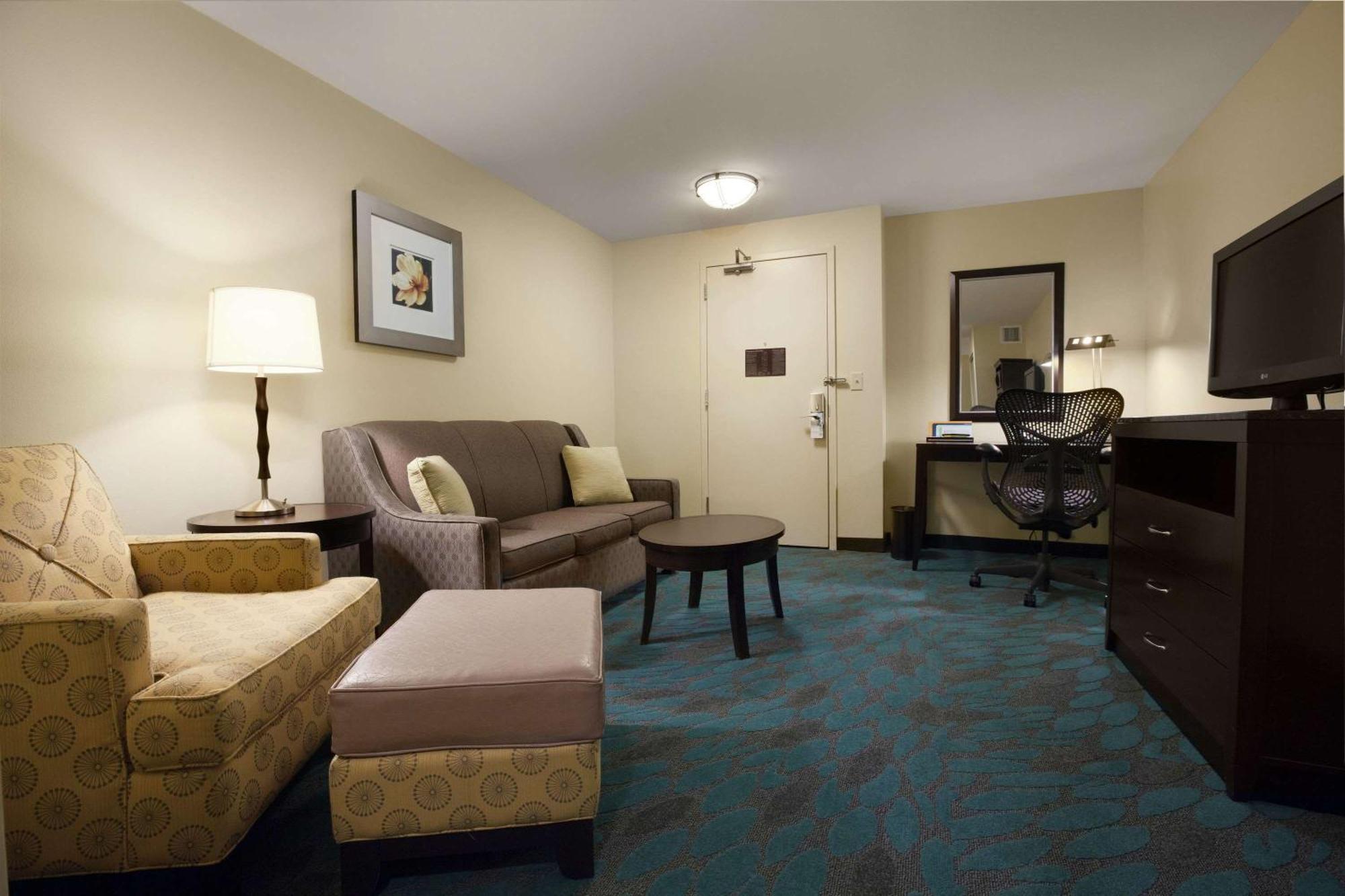 Hilton Garden Inn Фарго Екстериор снимка