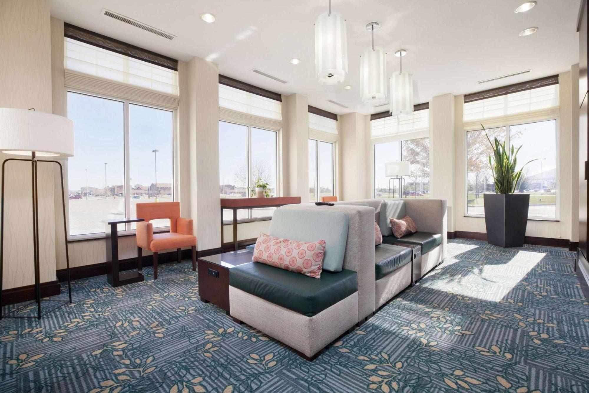 Hilton Garden Inn Фарго Екстериор снимка